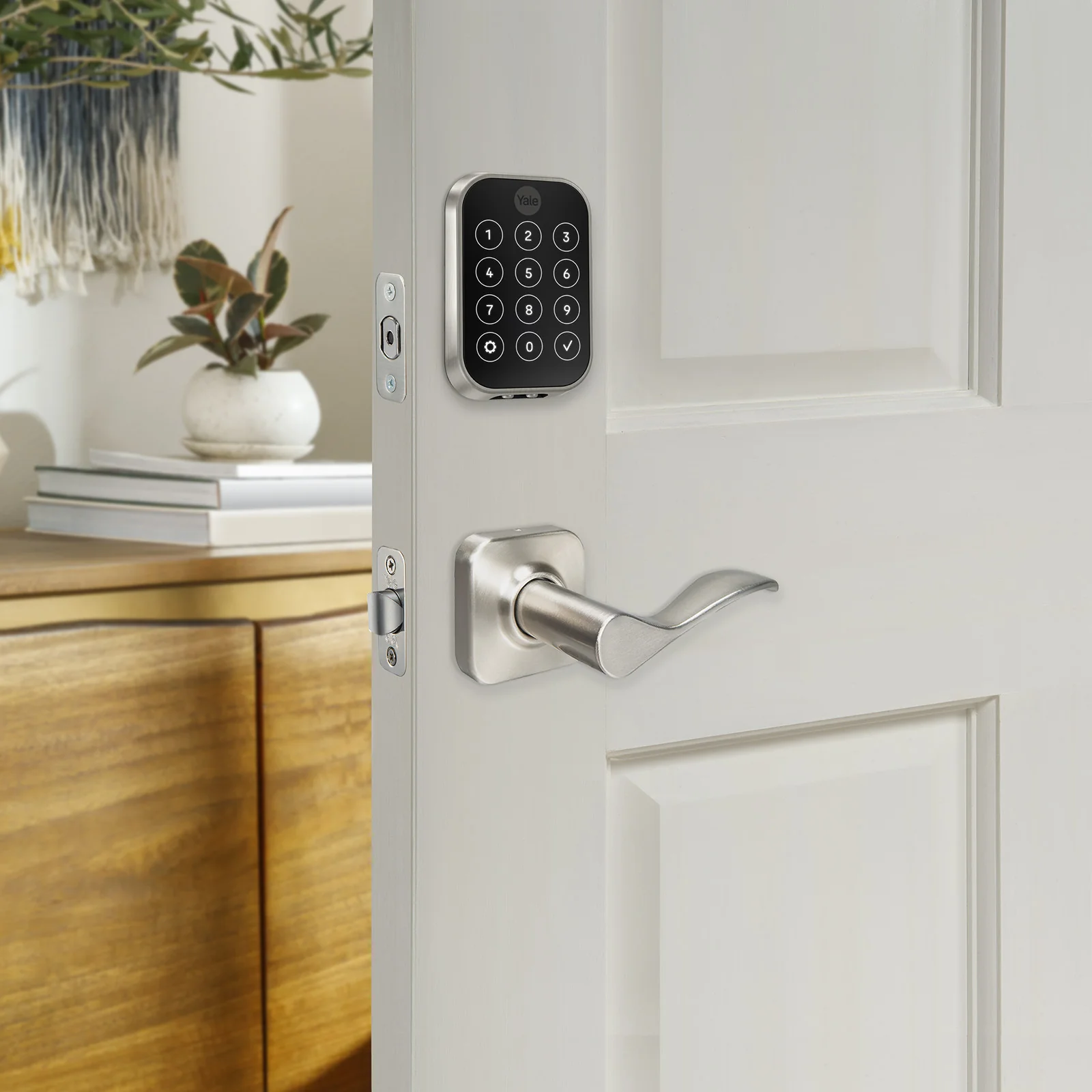 Yale Assure Lock 2 Plus with Wi-Fi and Norwood Lever - Image 5