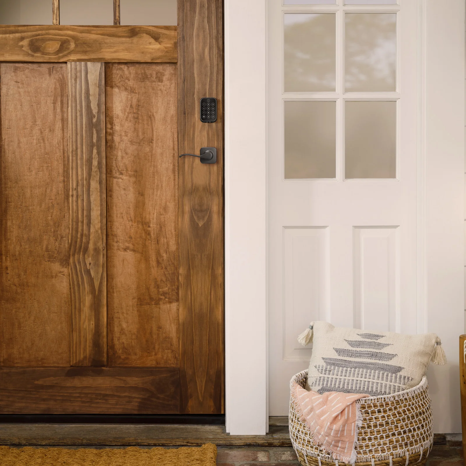 Yale Assure Lock 2 Plus with Wi-Fi and Norwood Lever - Image 7